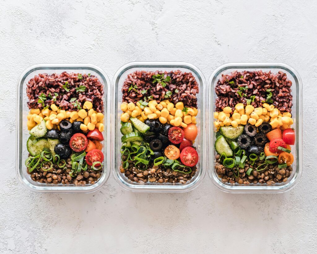 Keto diet for beginners healthy low-carb vegetable meal
